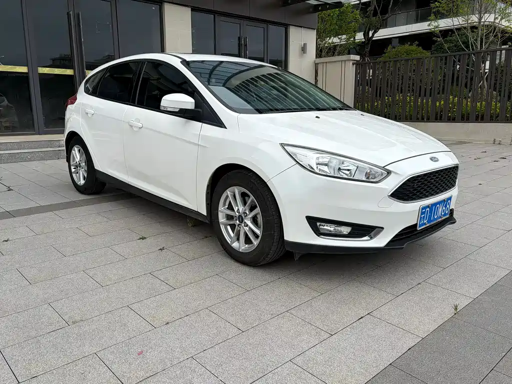 Ford Focus — миниатюра 3