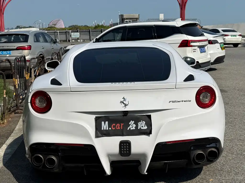 Ferrari F12berlinetta — миниатюра 13