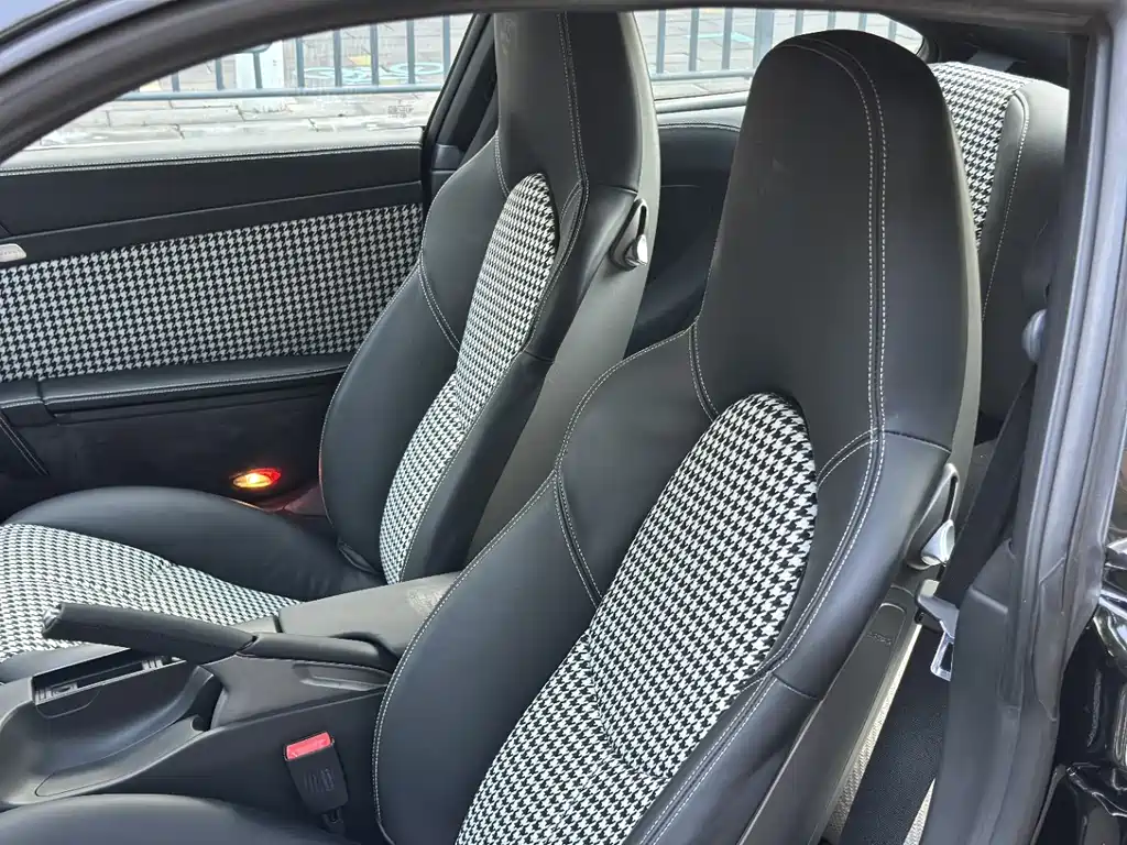Porsche 911 2010 Turbo S 3.8T