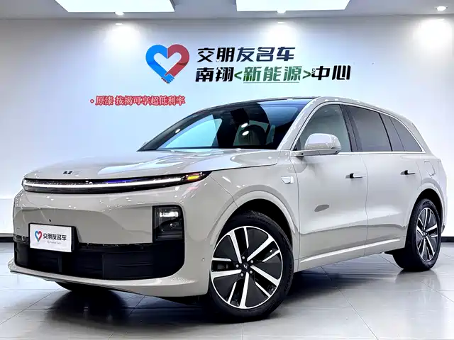 Li Auto IDEAL L6 2024