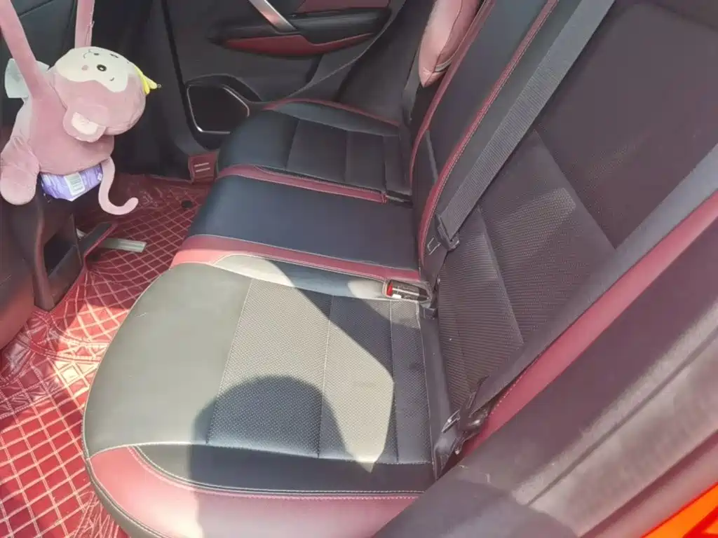 Geely Binyue — миниатюра 17