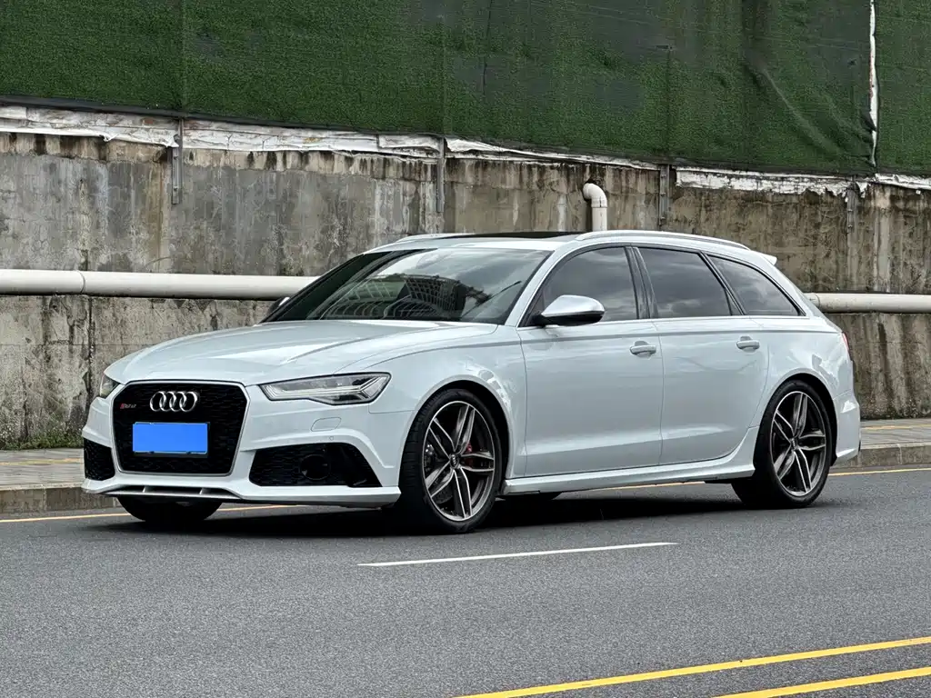 Audi RS 6