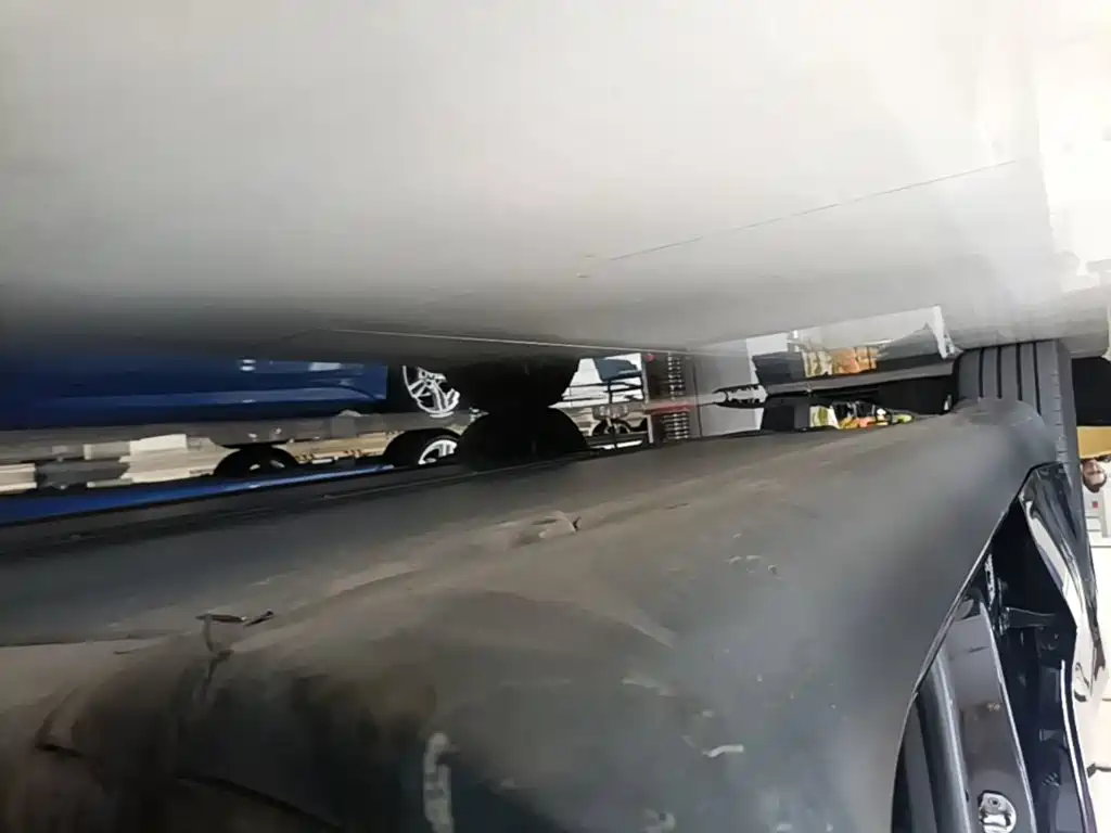 Tesla Model Y — миниатюра 21