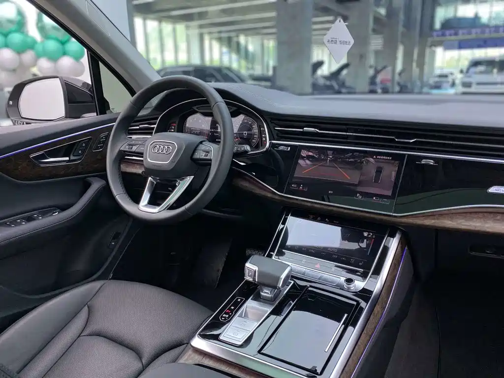 Audi Q7 — миниатюра 36