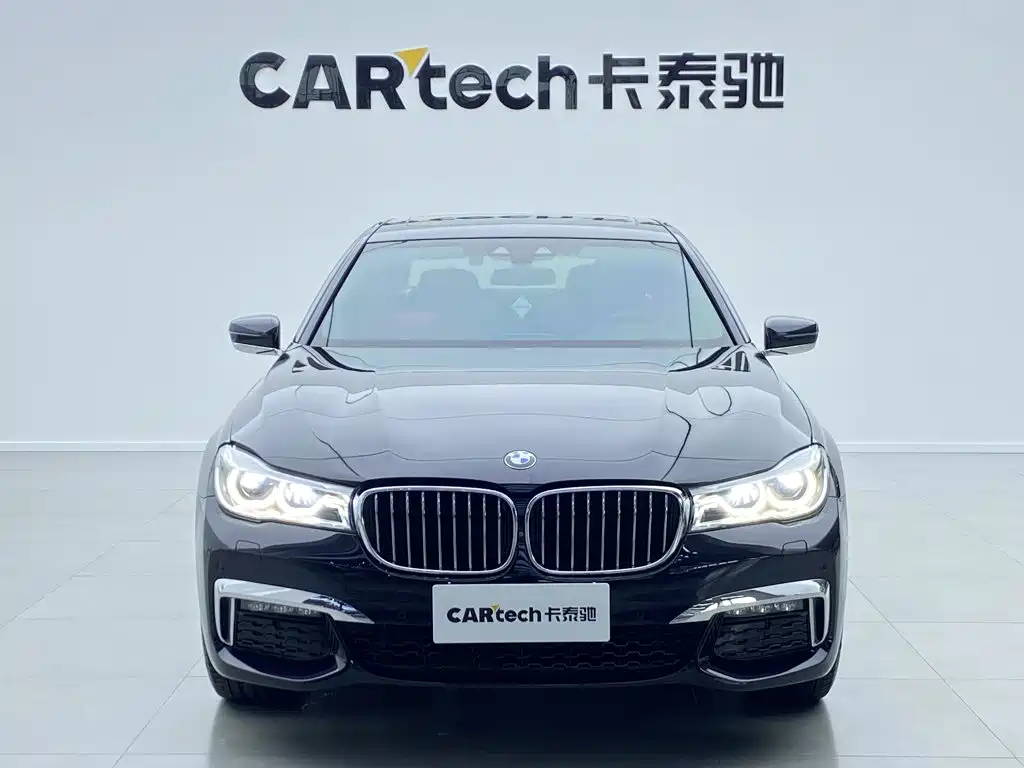 BMW 7 Series — миниатюра 2