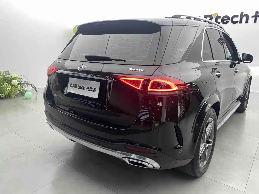 Mercedes-Benz GLE (Import) — миниатюра 13