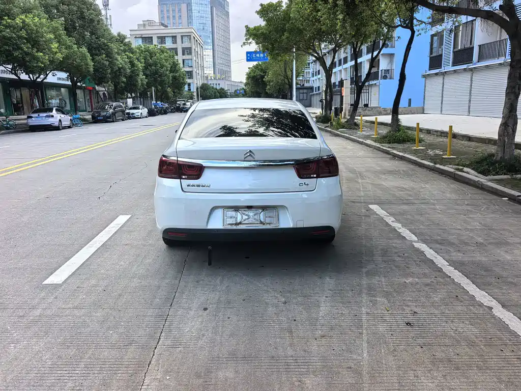 Citroen C4 — миниатюра 5