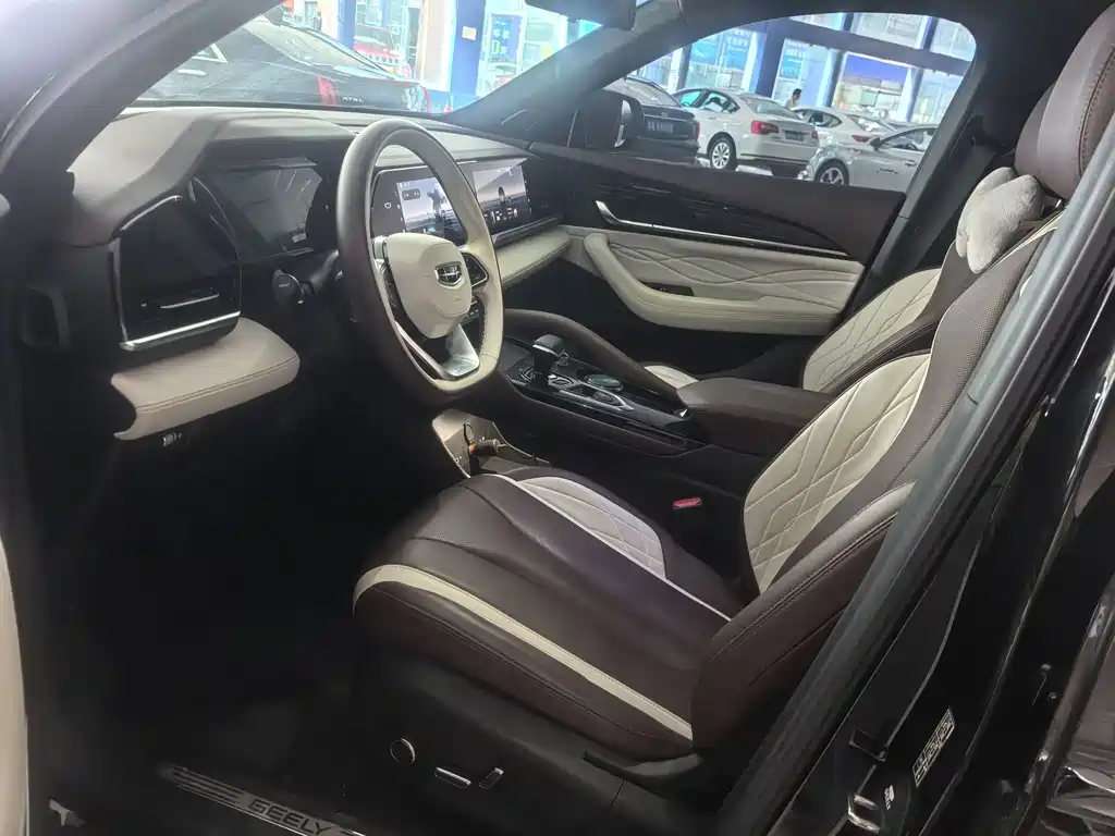 Geely Xingyue L — миниатюра 12