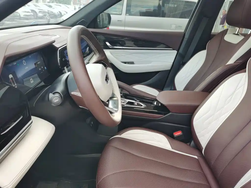 Geely Xingyue L — миниатюра 16