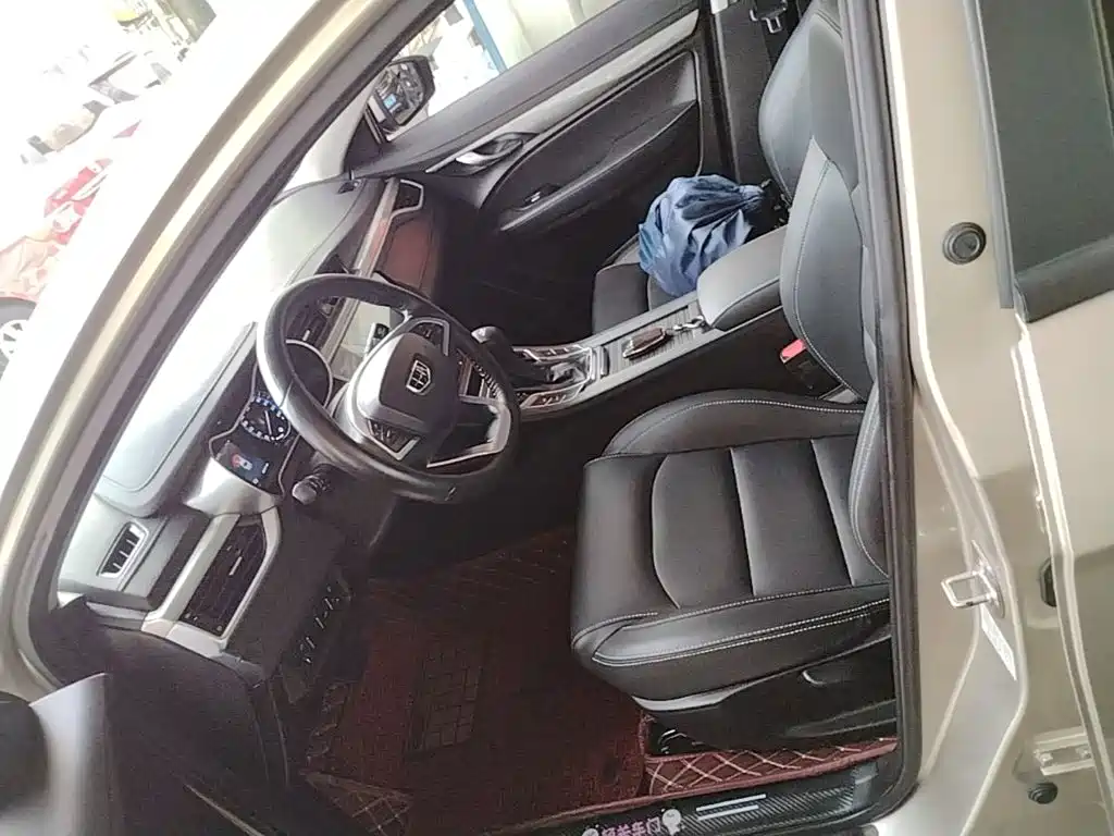 Geely Emgrand — миниатюра 16