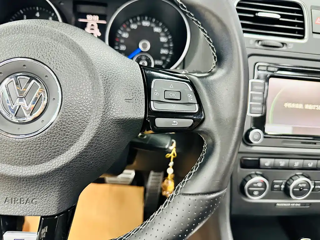 Volkswagen Golf (Import) — миниатюра 48