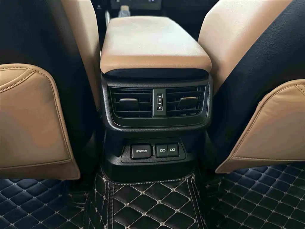Lexus ES — миниатюра 16