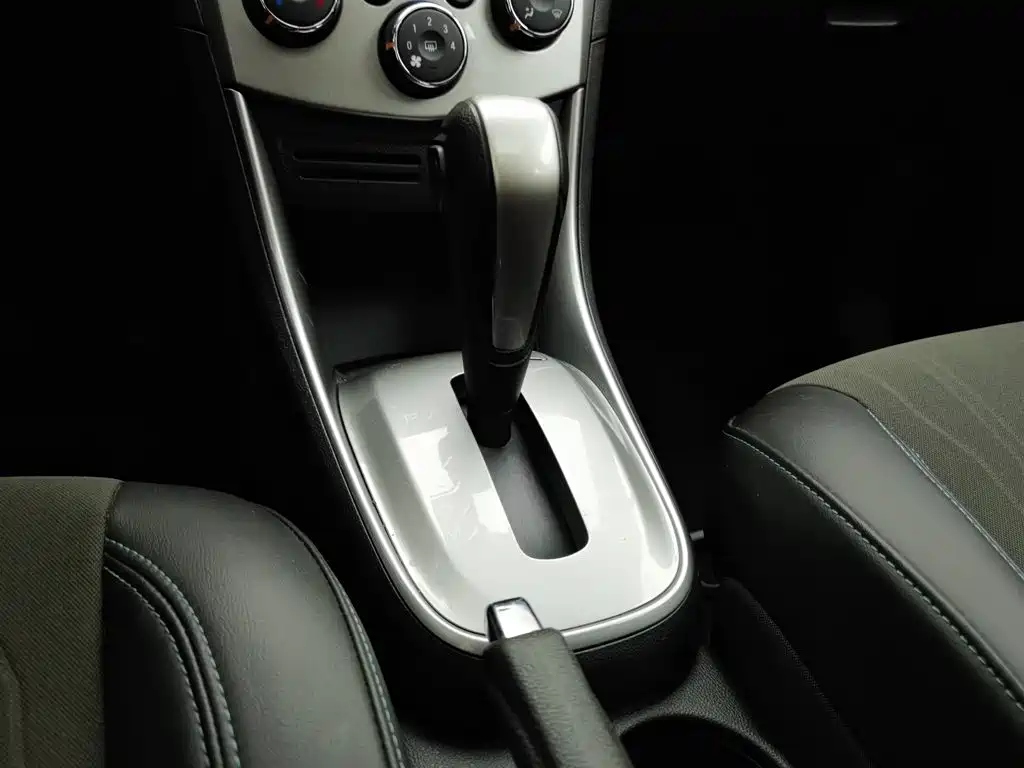 Chevrolet Trax — миниатюра 13