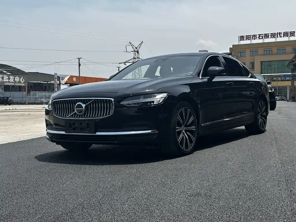 Volvo S90 2024