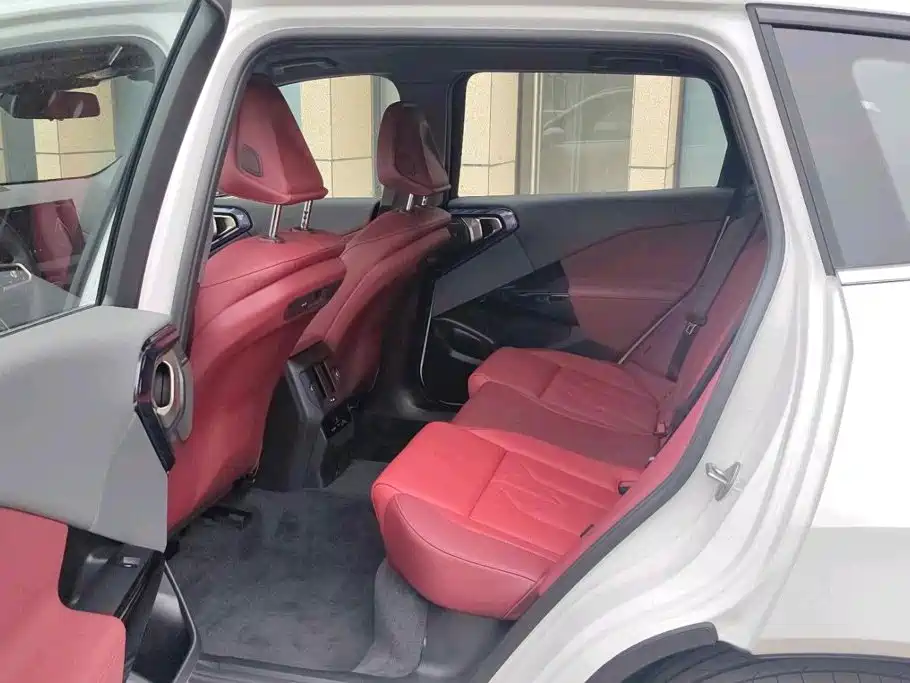 BMW X3 — миниатюра 12