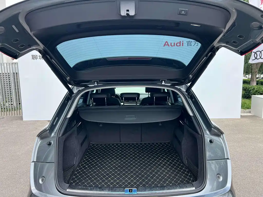 Audi Q5L 2020 40 TFSI