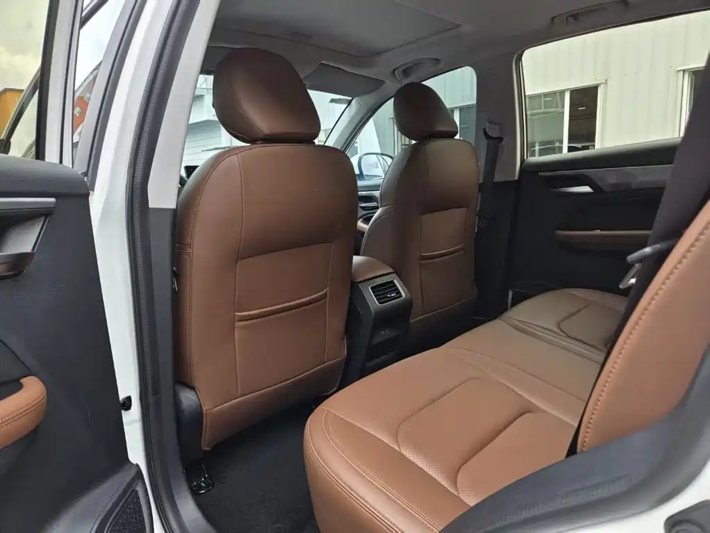 Geely Vision X6 — миниатюра 5