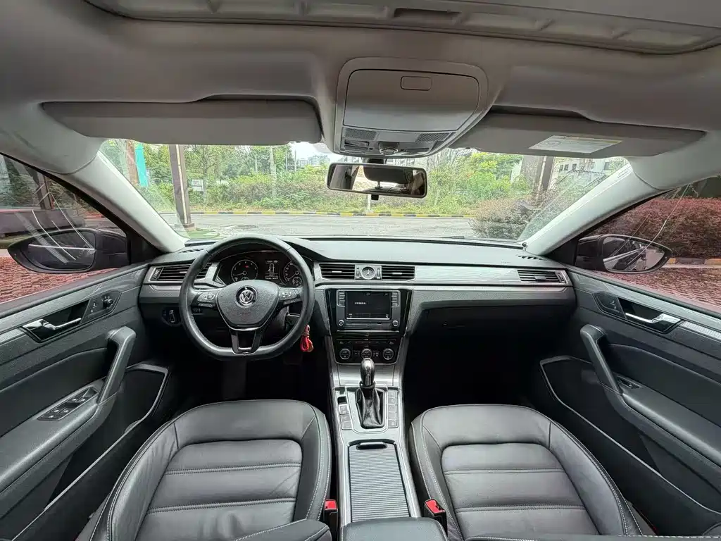 Volkswagen Passat — миниатюра 7