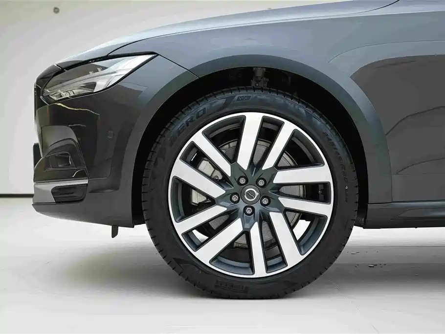 Volvo V90 — миниатюра 15