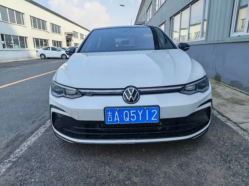 Volkswagen Golf — миниатюра 2