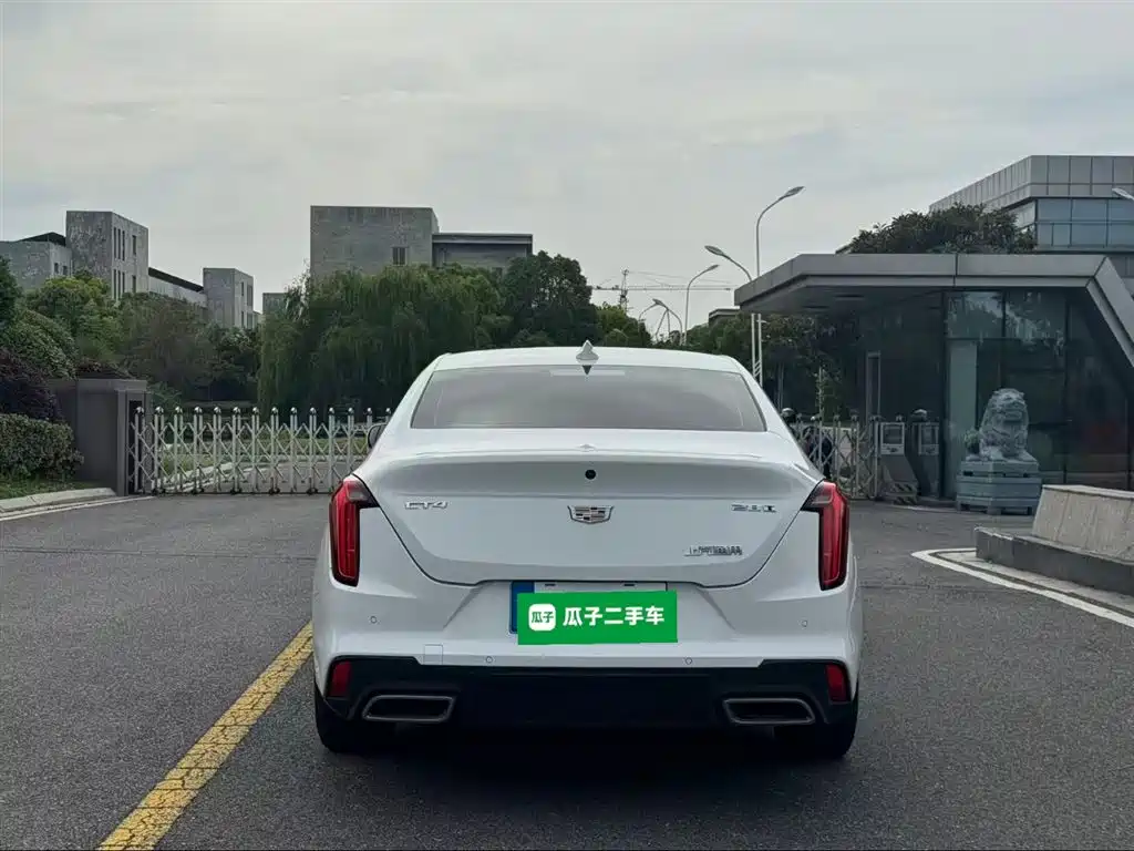 Cadillac CT4 2022 28T Luxury