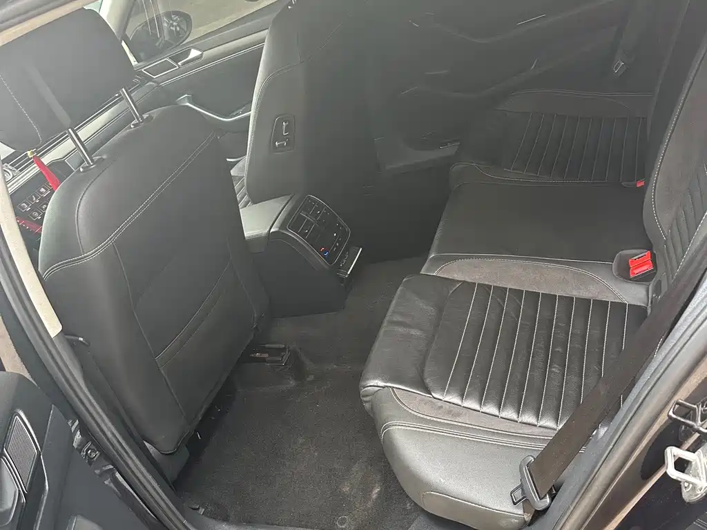 Volkswagen Magotan — миниатюра 10
