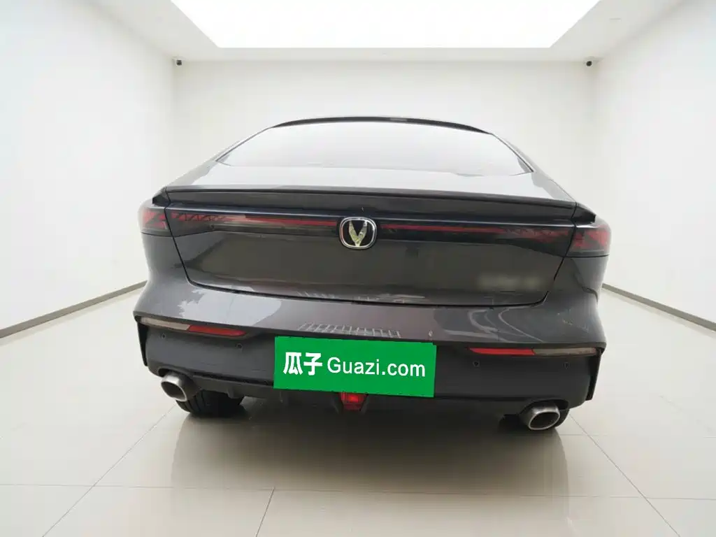 Changan UNI-V — миниатюра 3