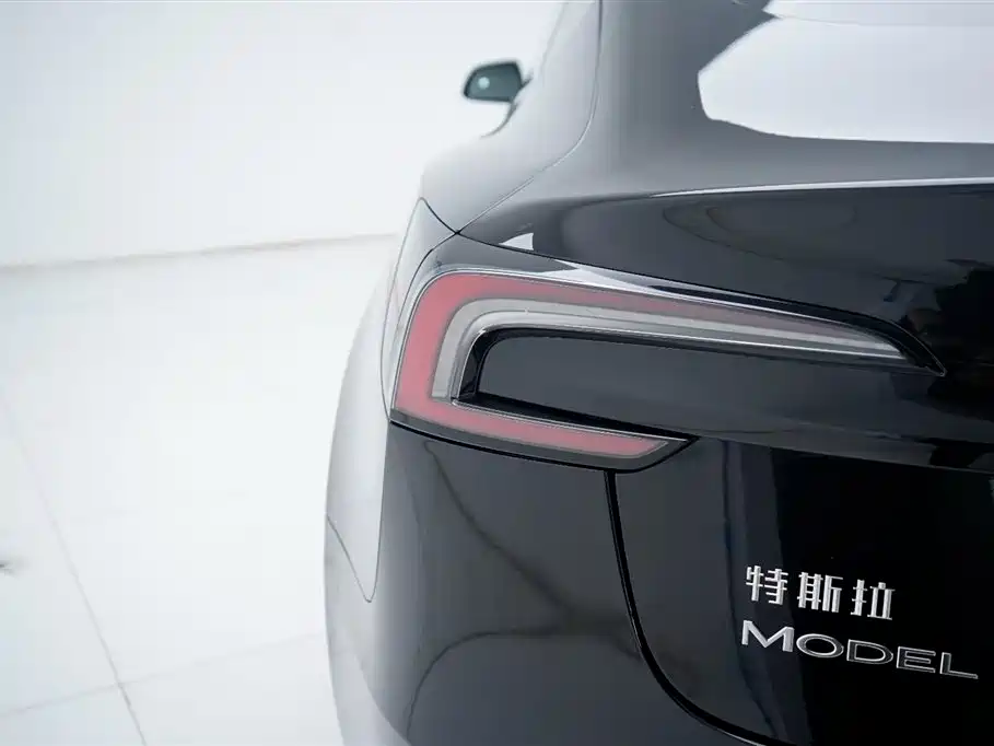 Tesla Model 3 — фотографии объявления, Фото 15