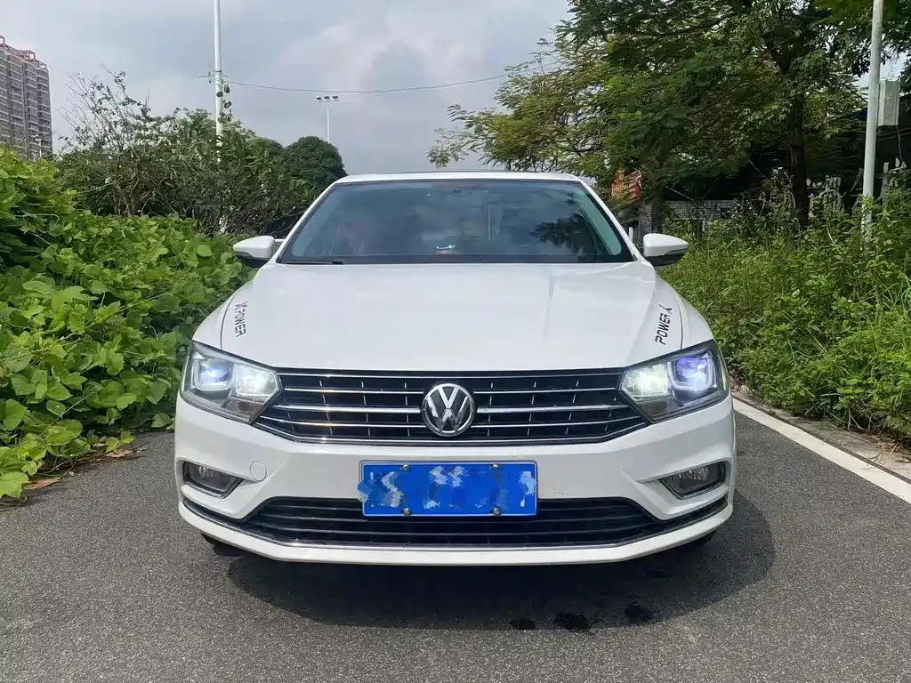 Volkswagen Bora — миниатюра 4