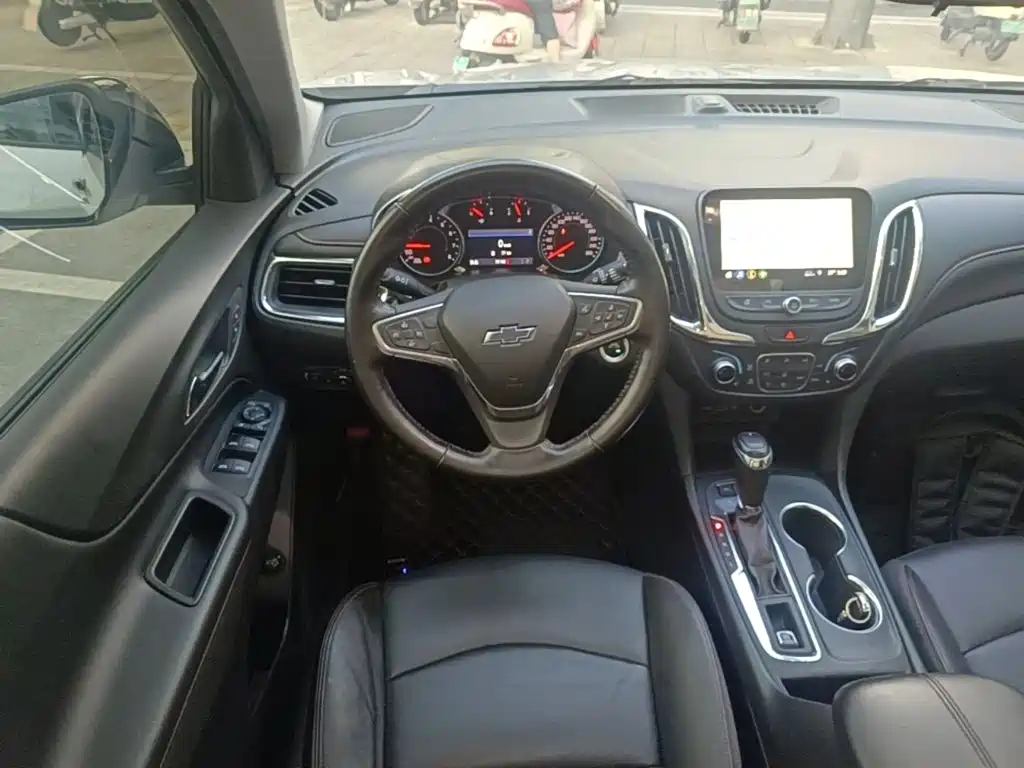 Chevrolet Equinox — миниатюра 7