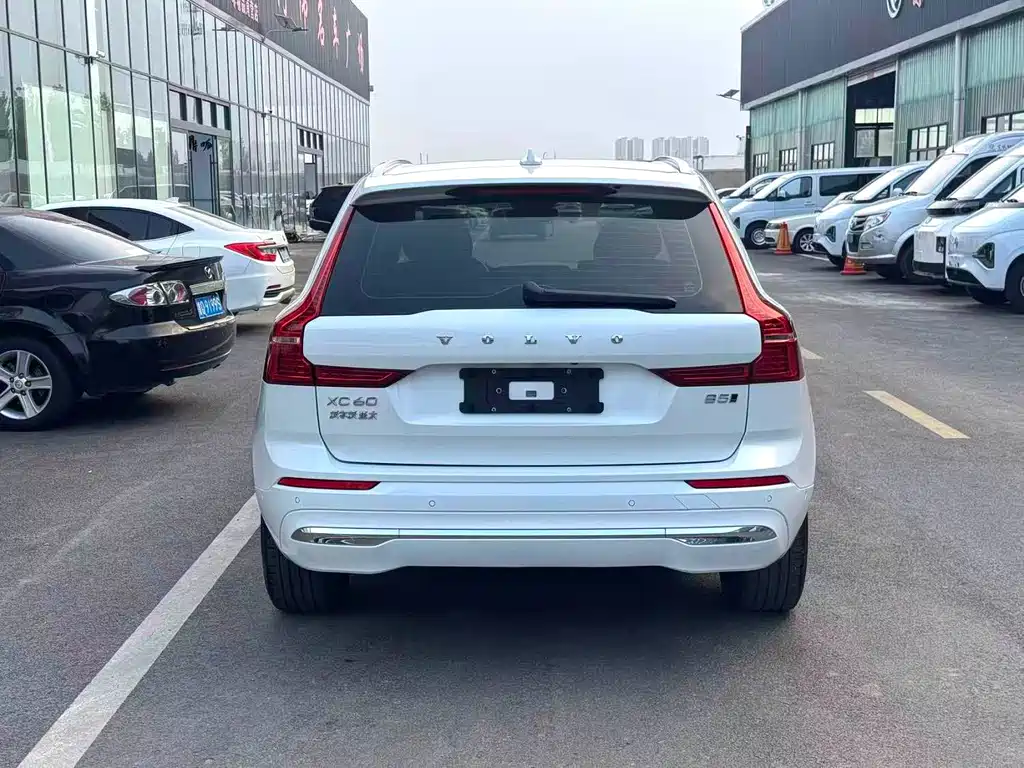 Volvo XC60 — миниатюра 6