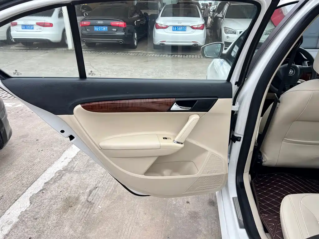 Volkswagen Lavida — миниатюра 12
