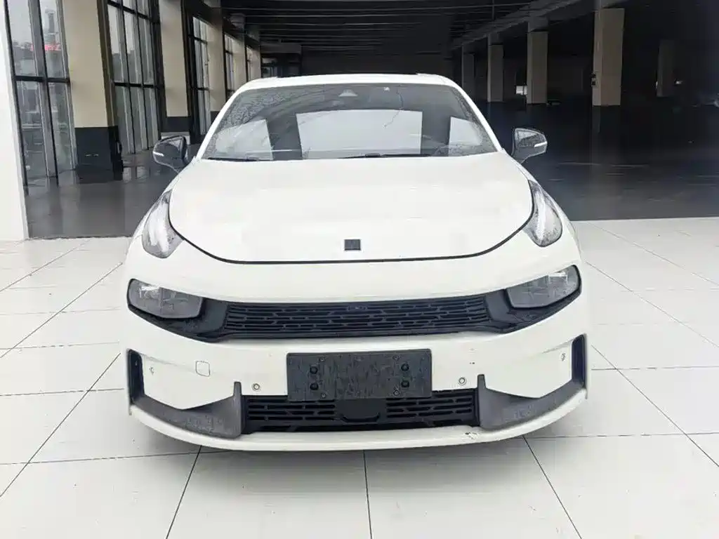 Lynk & Co 03 — миниатюра 2