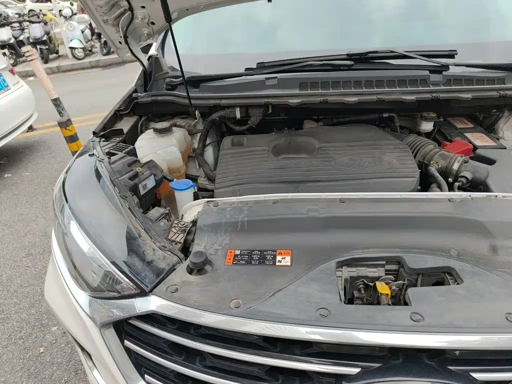 Ford Edge — миниатюра 20
