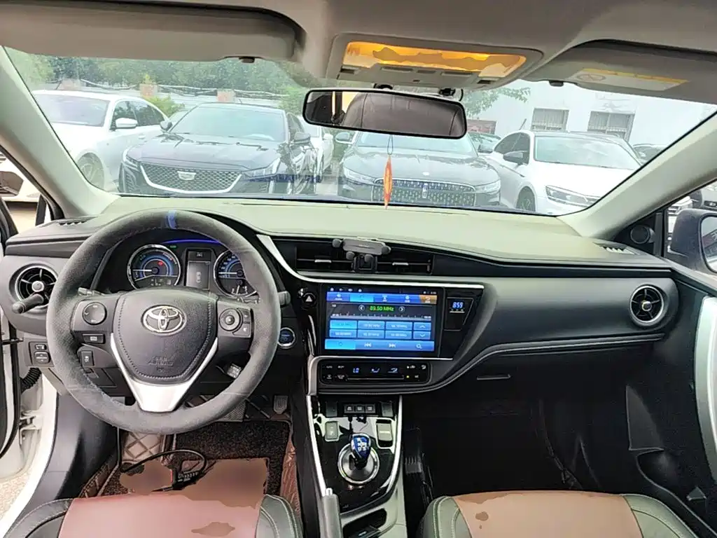 Toyota Corolla — миниатюра 10