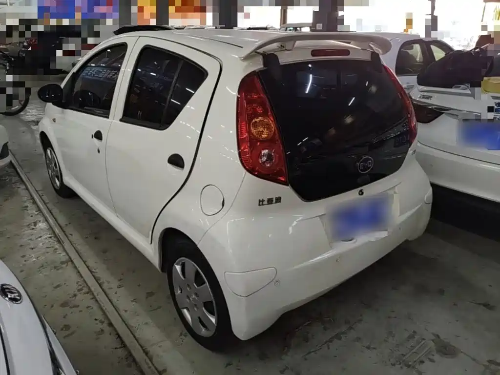 BYD F0 — миниатюра 5
