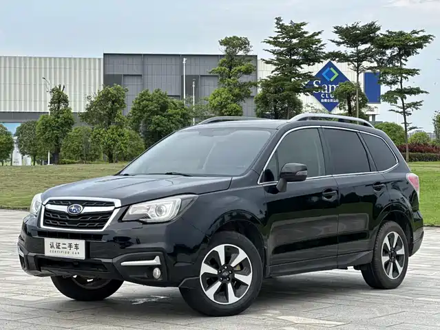 SUBARU FORESTER 2017