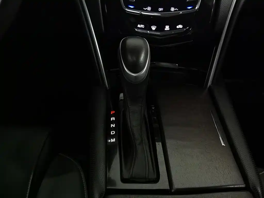 Cadillac XTS — миниатюра 13