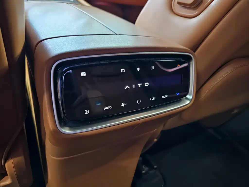 AITO AITO M9 — миниатюра 24