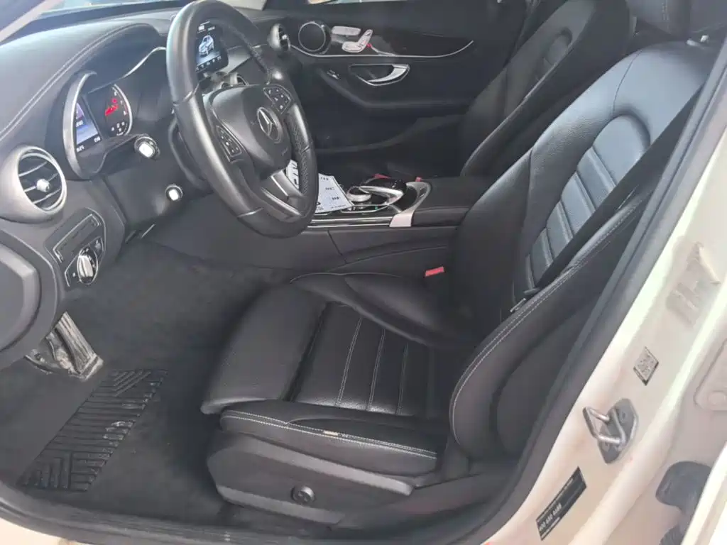 Mercedes-Benz C-Class — миниатюра 15
