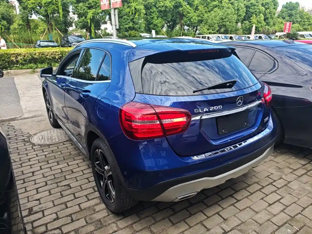 Mercedes-Benz GLA — миниатюра 5