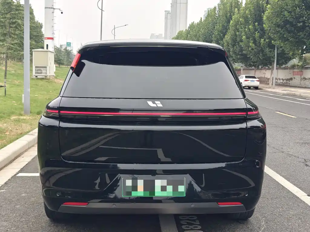 Li Auto Li L8 — миниатюра 5