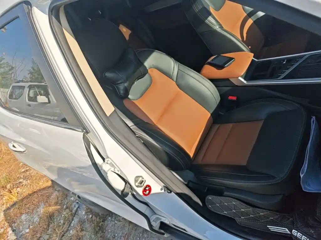 Geely Vision X6 — миниатюра 25