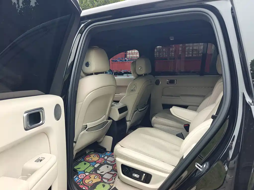 Li Auto Li L8 — миниатюра 9