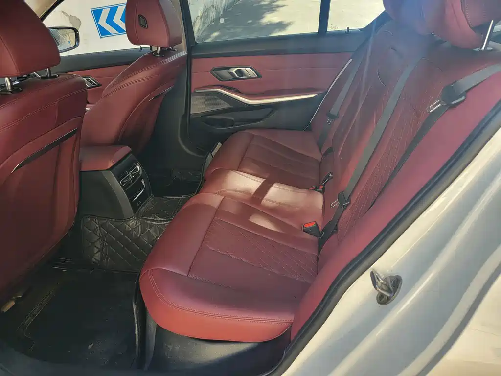 BMW 3 Series — миниатюра 9