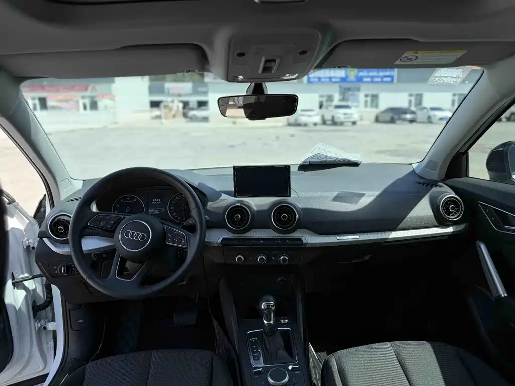 Audi Q2L 2021 35 TFSI