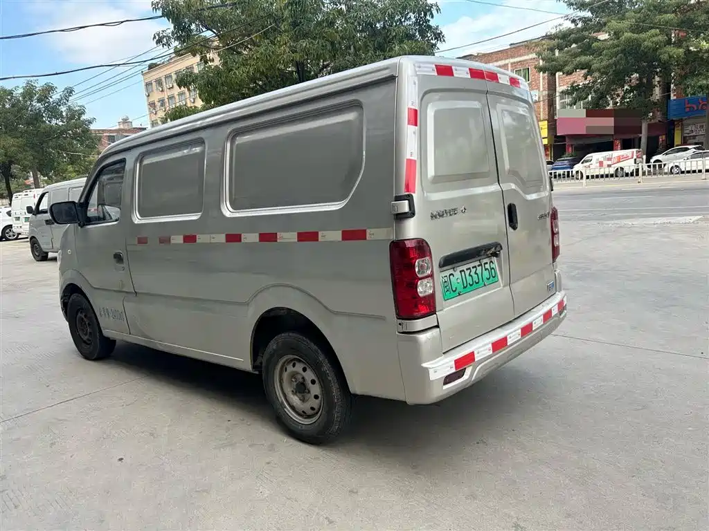 CHANGAN CHANGAN STAR 9EV