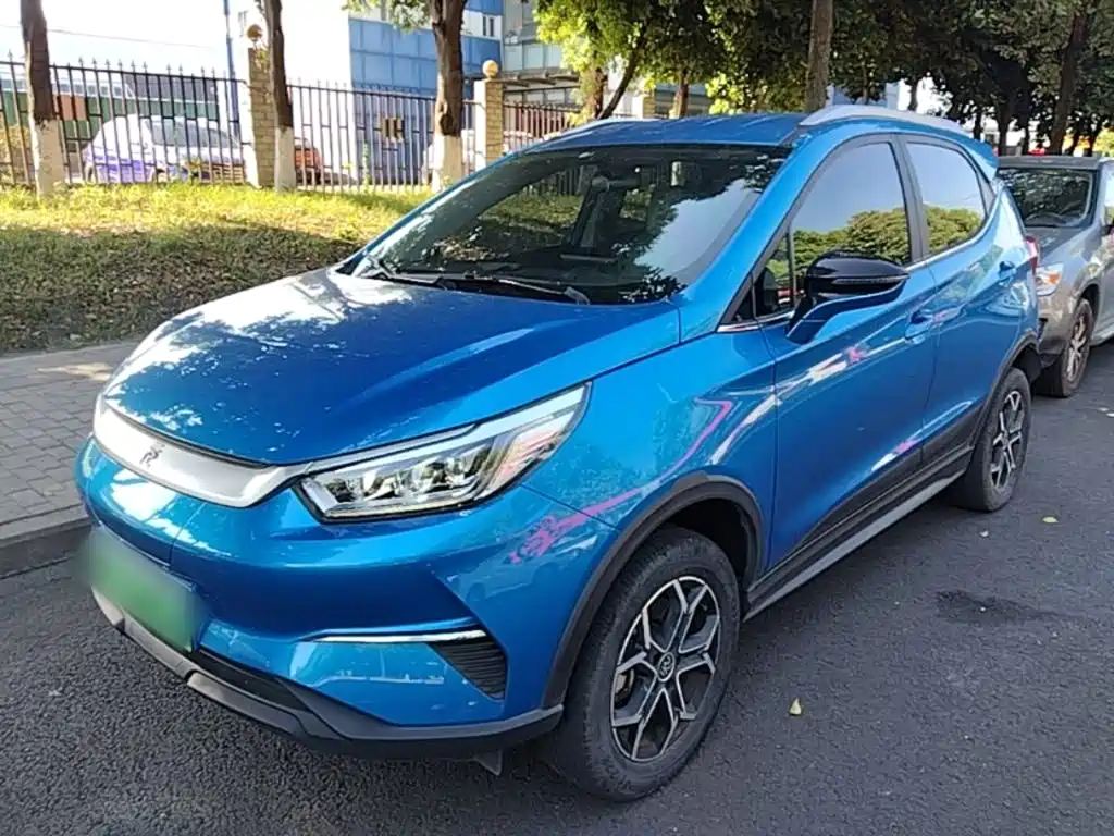 BYD Yuan Pro — миниатюра 2