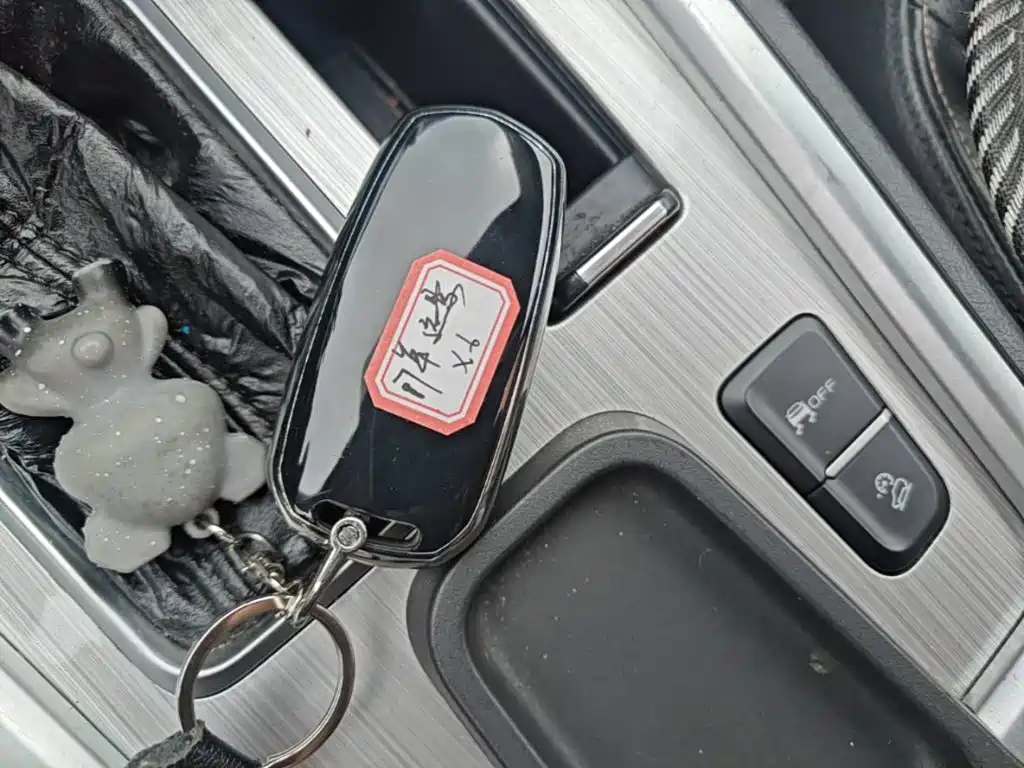 Geely Vision X6 — миниатюра 9