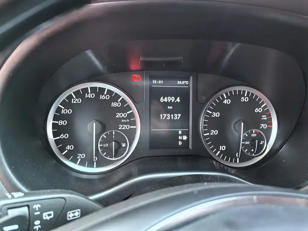 Mercedes-Benz Vito — миниатюра 8